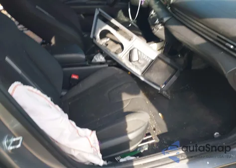 2021 Hyundai Elantra Sel z USA, uszkodzony, nr VIN 5NPLM4AG6MH010688